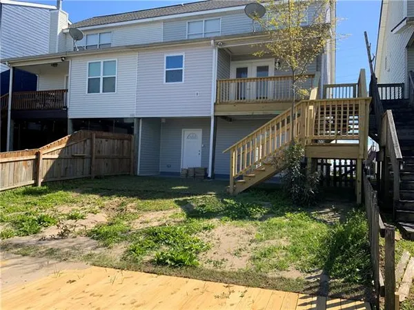 $2,000 | 176 Lakeview Drive, Unit A, Slidell, LA 70458