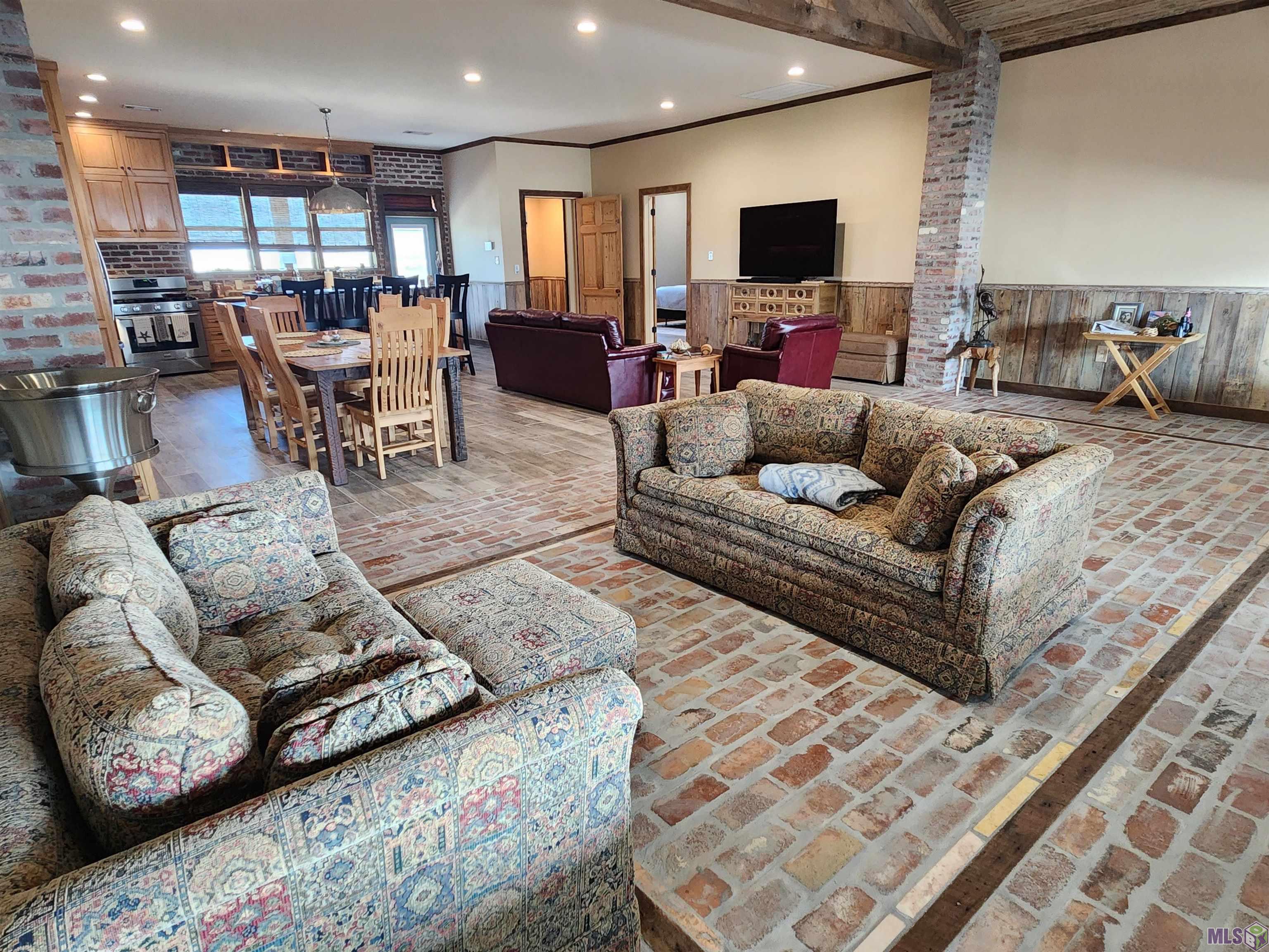 14 Sandy Point Drive Grand Isle, LA 70358 - Photo 12 of 60