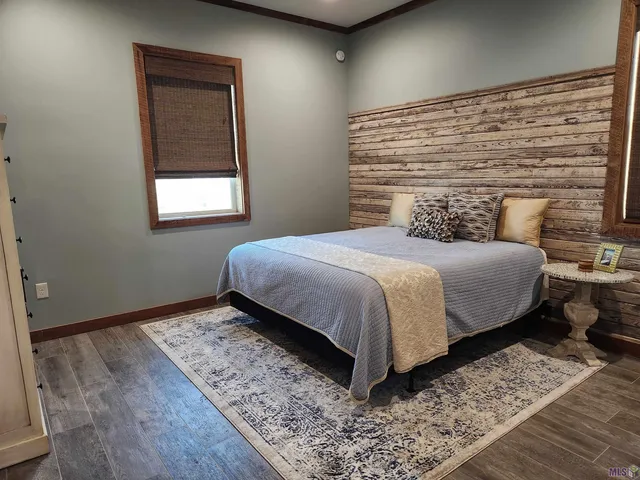 $995,000 | 14 Sandy Point Drive, Grand Isle, LA 70358