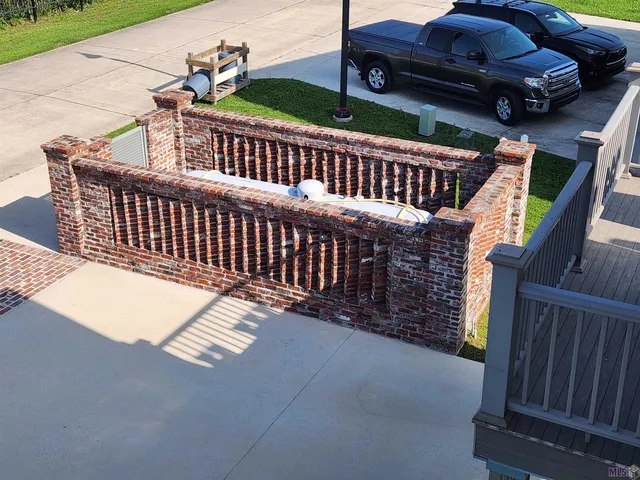 $995,000 | 14 Sandy Point Drive, Grand Isle, LA 70358