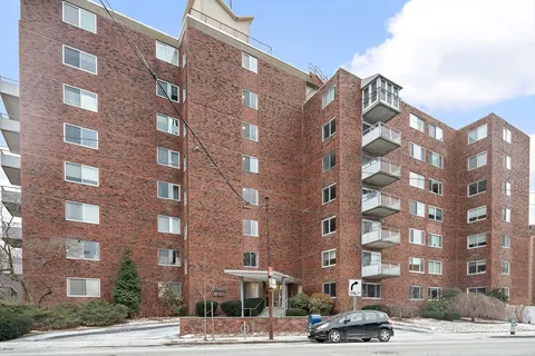 $1,100,000 | 14 Concord Avenue, Unit 624, Cambridge, MA 02138