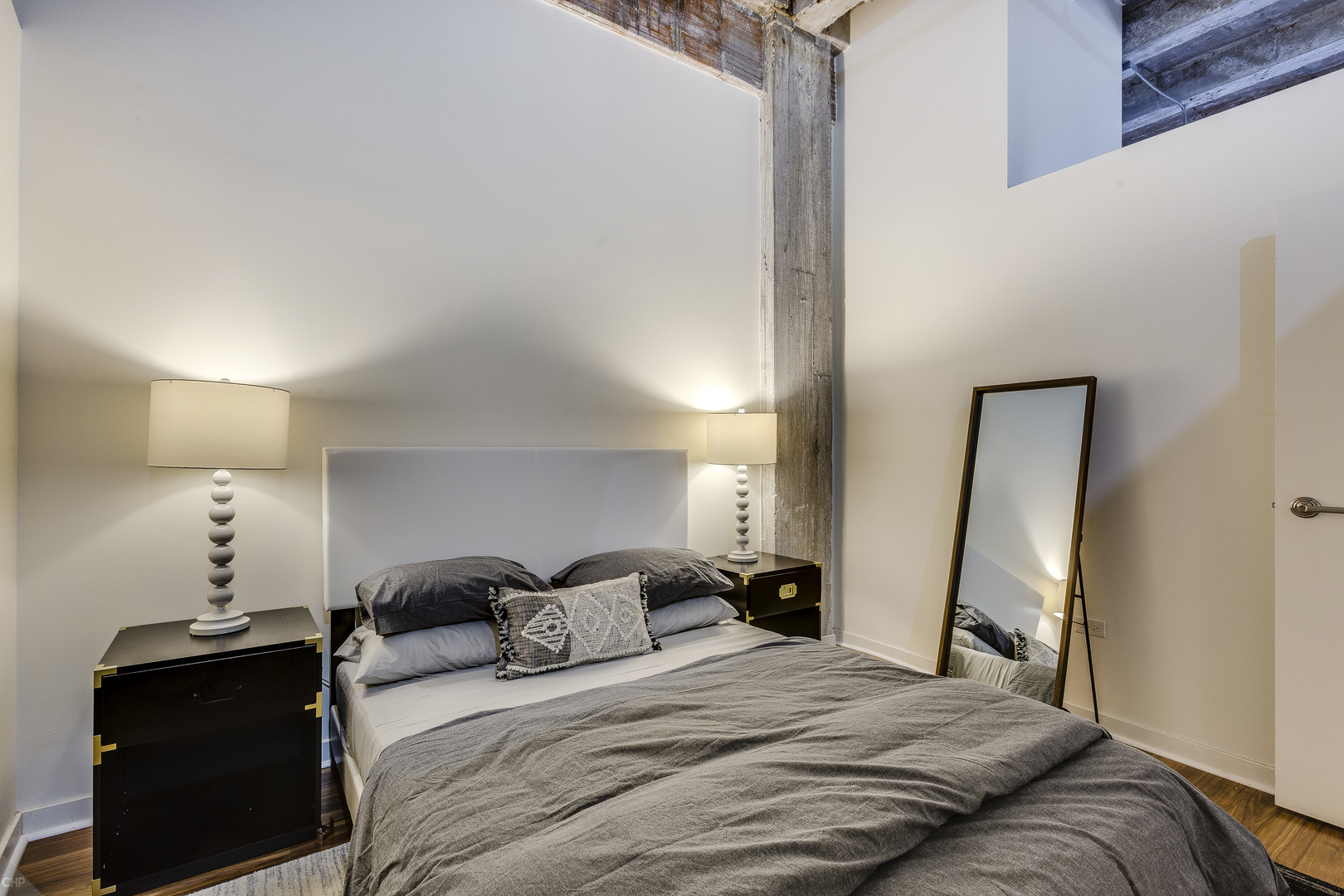 20 North State Street, Unit 910 Chicago, IL 60602 - Photo 13 of 19