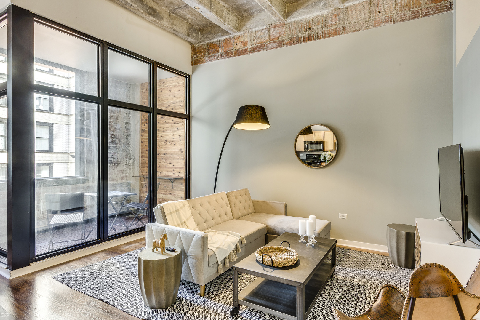 20 North State Street, Unit 910 Chicago, IL 60602 - Photo 3 of 19