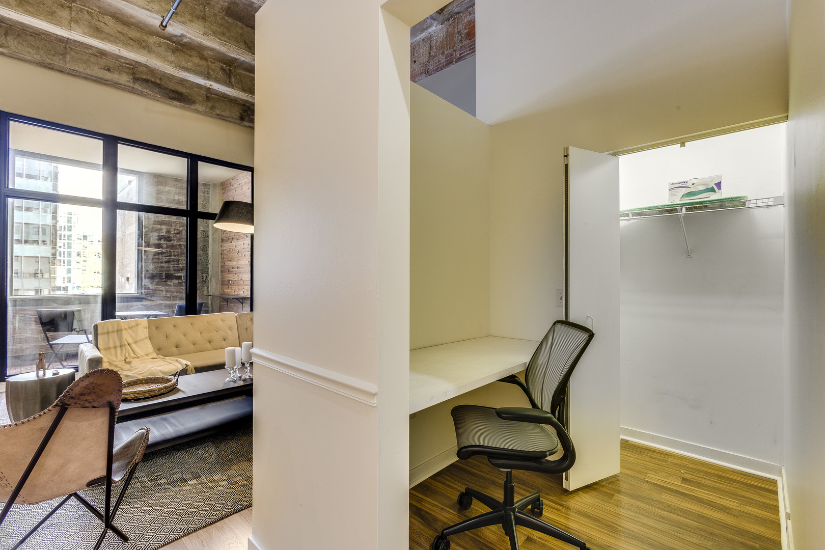 20 North State Street, Unit 910 Chicago, IL 60602 - Photo 10 of 19