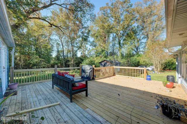 $300,000 | 610 Fertilizer Road, Riegelwood, NC 28456