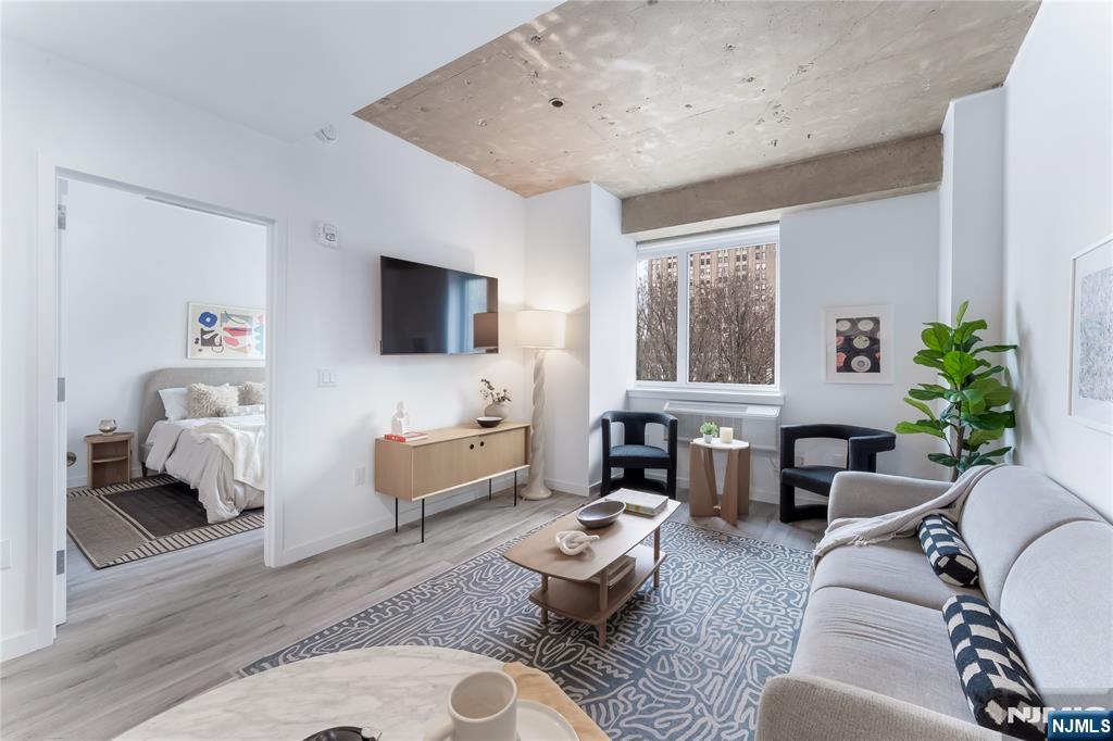 10 Commerce Court, Unit 10J Newark, NJ 07102 - Photo 5 of 14