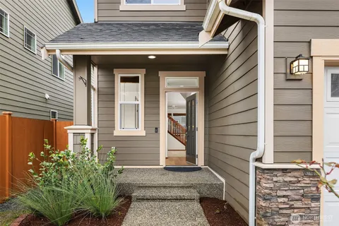 $1,150,000 | 12871 Northeast 198th Place, Woodinville, WA 98072