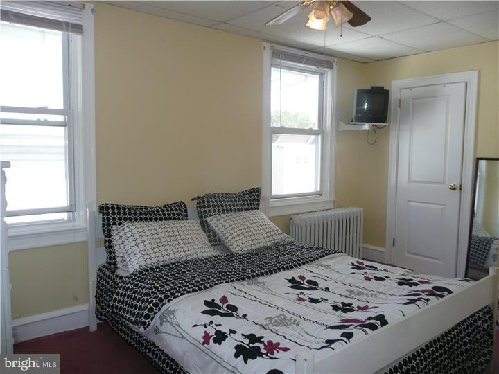 4024 Lasher Road Drexel Hill, PA 19026 - Photo 13 of 25 Bedroom 3