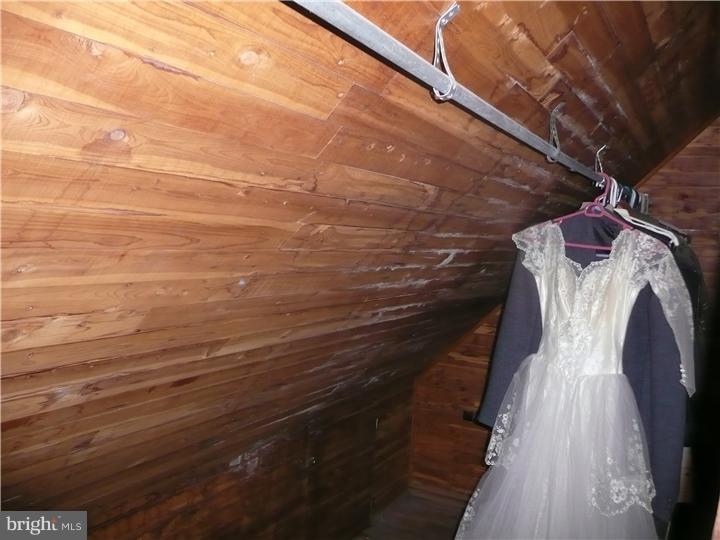 4024 Lasher Road Drexel Hill, PA 19026 - Photo 22 of 25 Closet