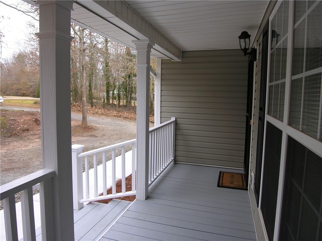 273 Horseshoe Road, Unit CENTRAL Central, SC 29630 - Photo 4 of 32