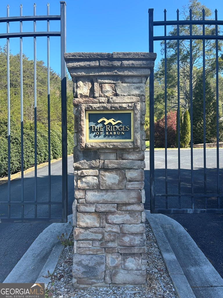 27 Shake Hollow Drive Rabun Gap, GA 30568 - Photo 4 of 5 a view of entryway door