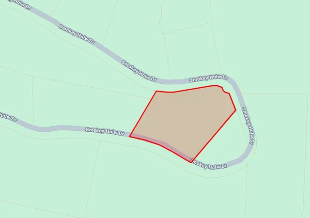 a view of a tennis court