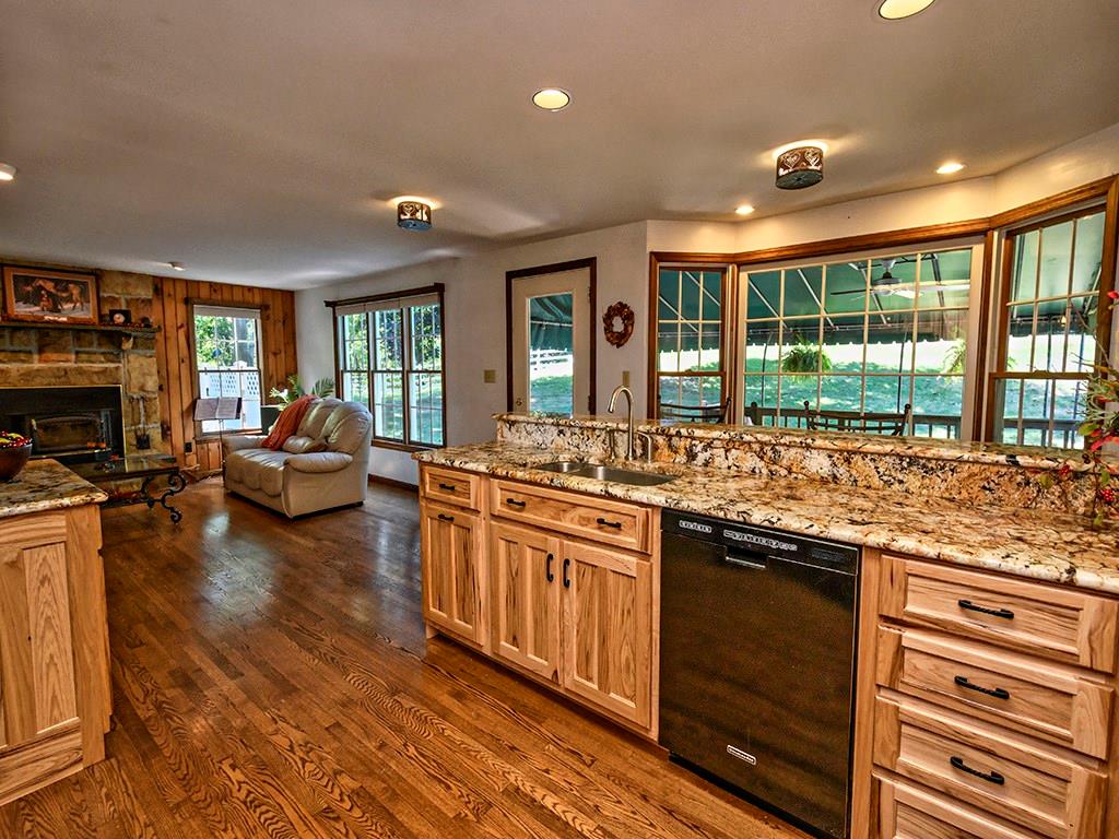 1671 Coulter Road Apollo, PA 15613 - Photo 11 of 25 Open Floor Plan - Who wouldn't want to prepare meals in this kitchen?