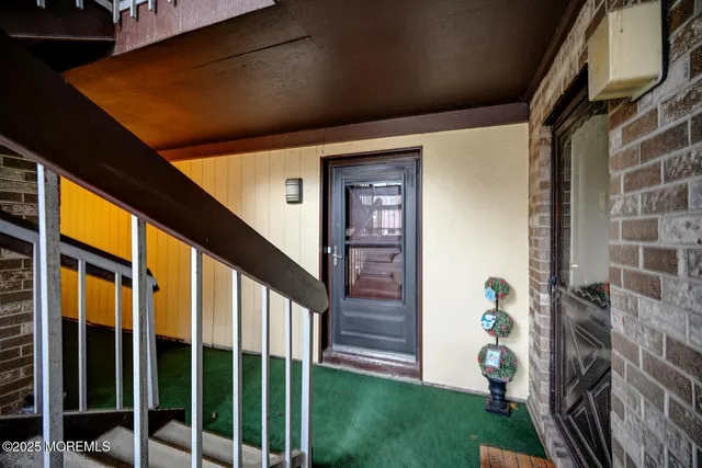 $2,000 | 177 Amberly Drive, Unit C, Manalapan, NJ 07726