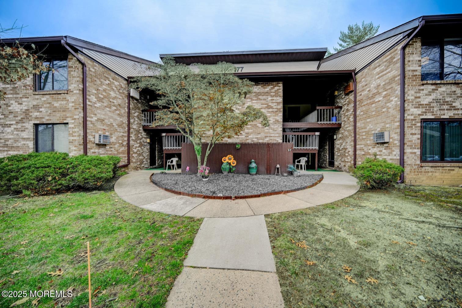 177 Amberly Drive, Unit C Manalapan, NJ 07726 - Photo 22 of 23 IMG_4957