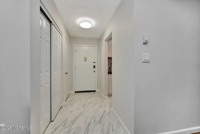 $2,000 | 177 Amberly Drive, Unit C, Manalapan, NJ 07726