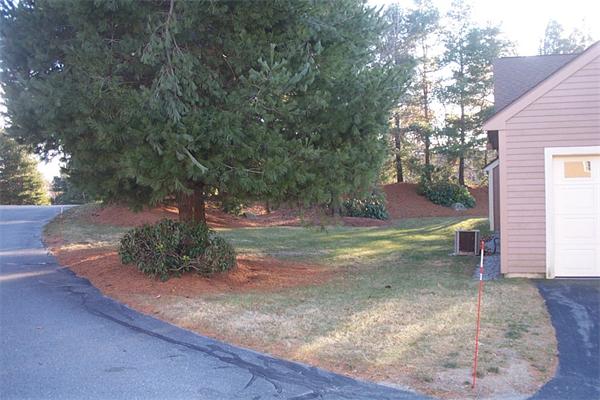 211 A Ridgefield Circle, Unit 211A Clinton, MA 01510 - Photo 3 of 22 Gallery Image 3