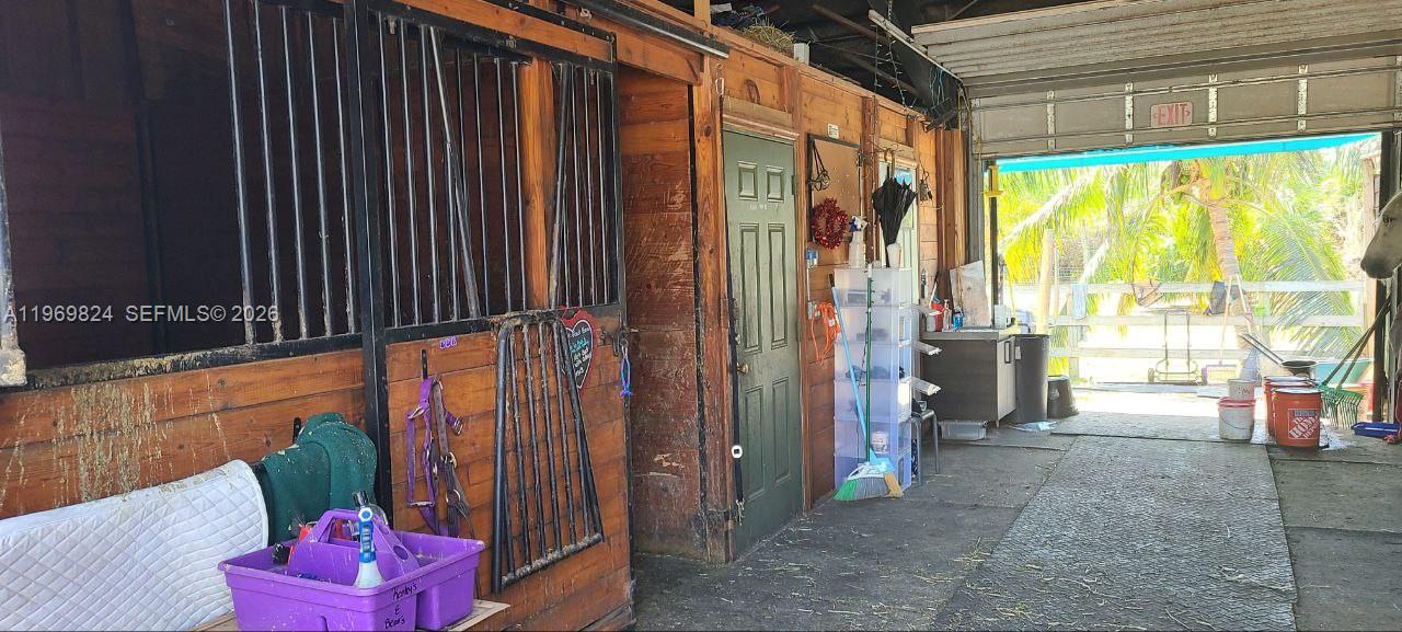10920 Barn Road Lake Worth, FL 33449 - Photo 4 of 19 a living room with furniture