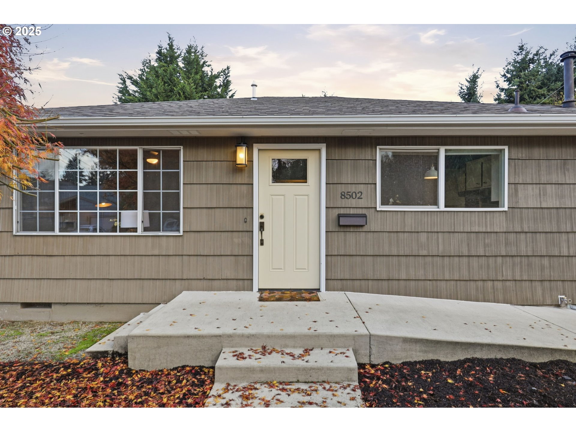 8502 North Hamlin Avenue Portland, OR 97217 - Photo 44 of 48 a front view of a house
