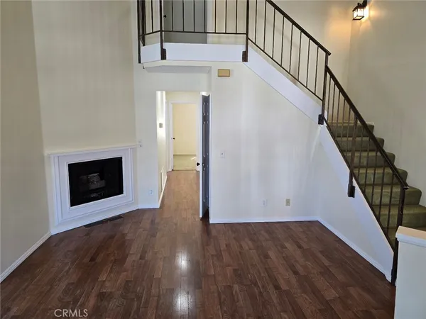 $2,975 | 26956 Flo Lane, Unit 338, Canyon Country, CA 91351
