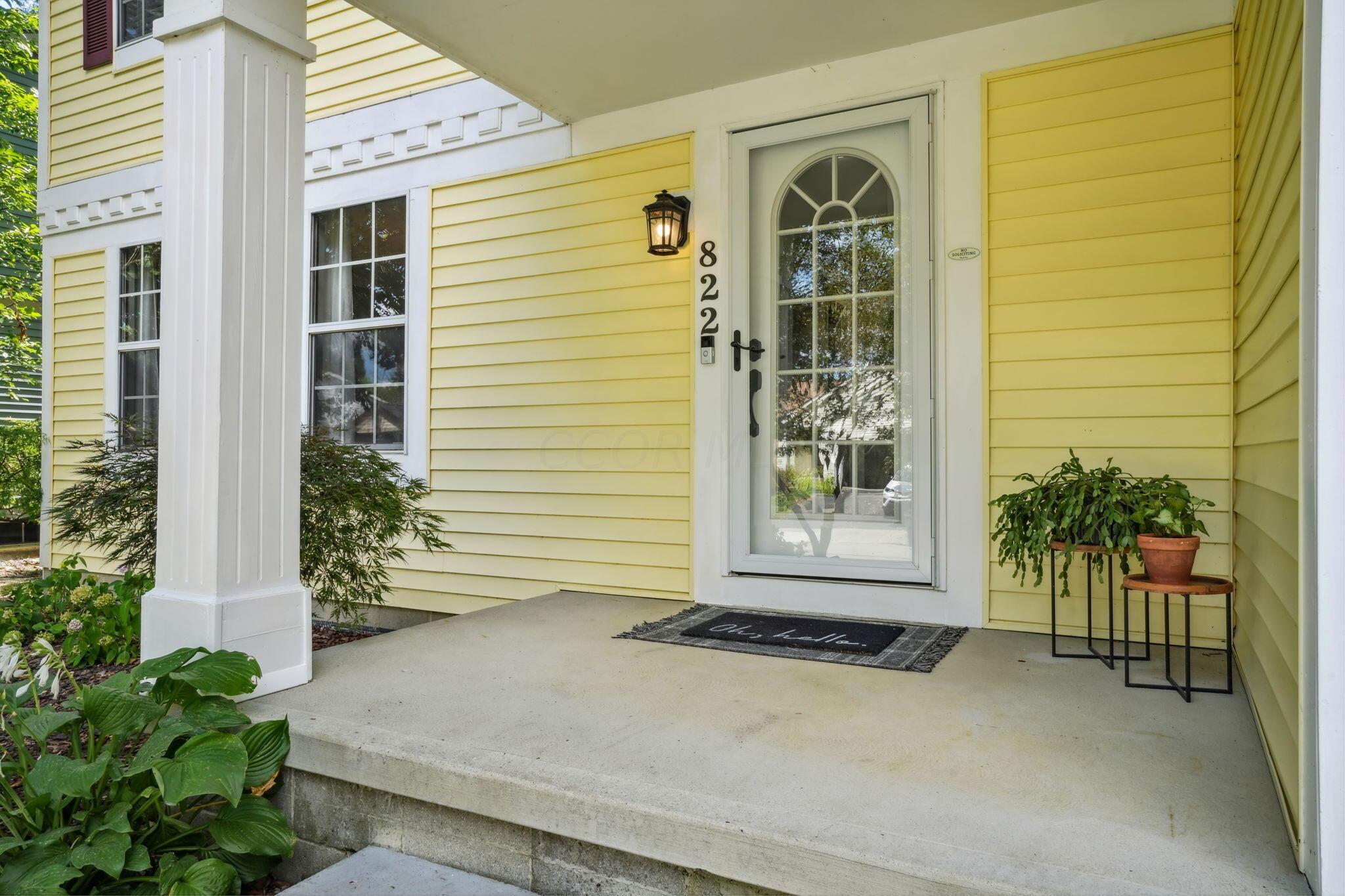 822 Lindenhaven Road Columbus, OH 43230 - Photo 5 of 58 Front Porch