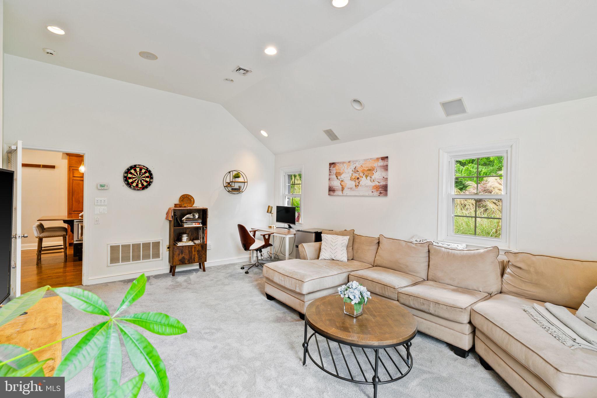 1621 Old Gulph Road Villanova, PA 19085 - Photo 38 of 87