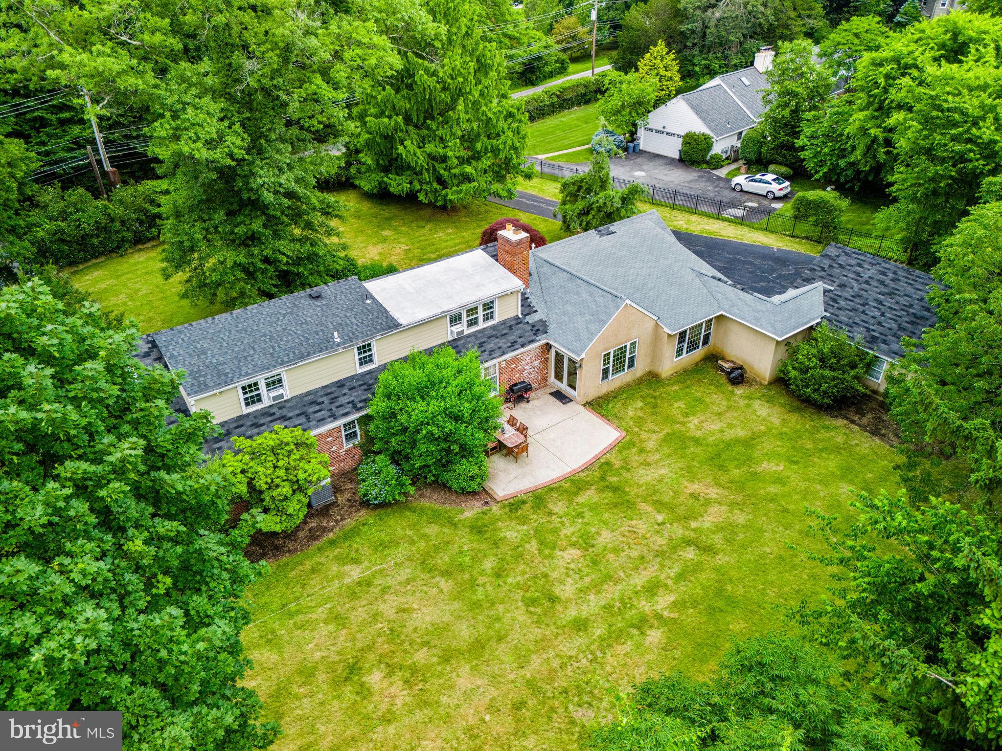 1621 Old Gulph Road Villanova, PA 19085 - Photo 4 of 87