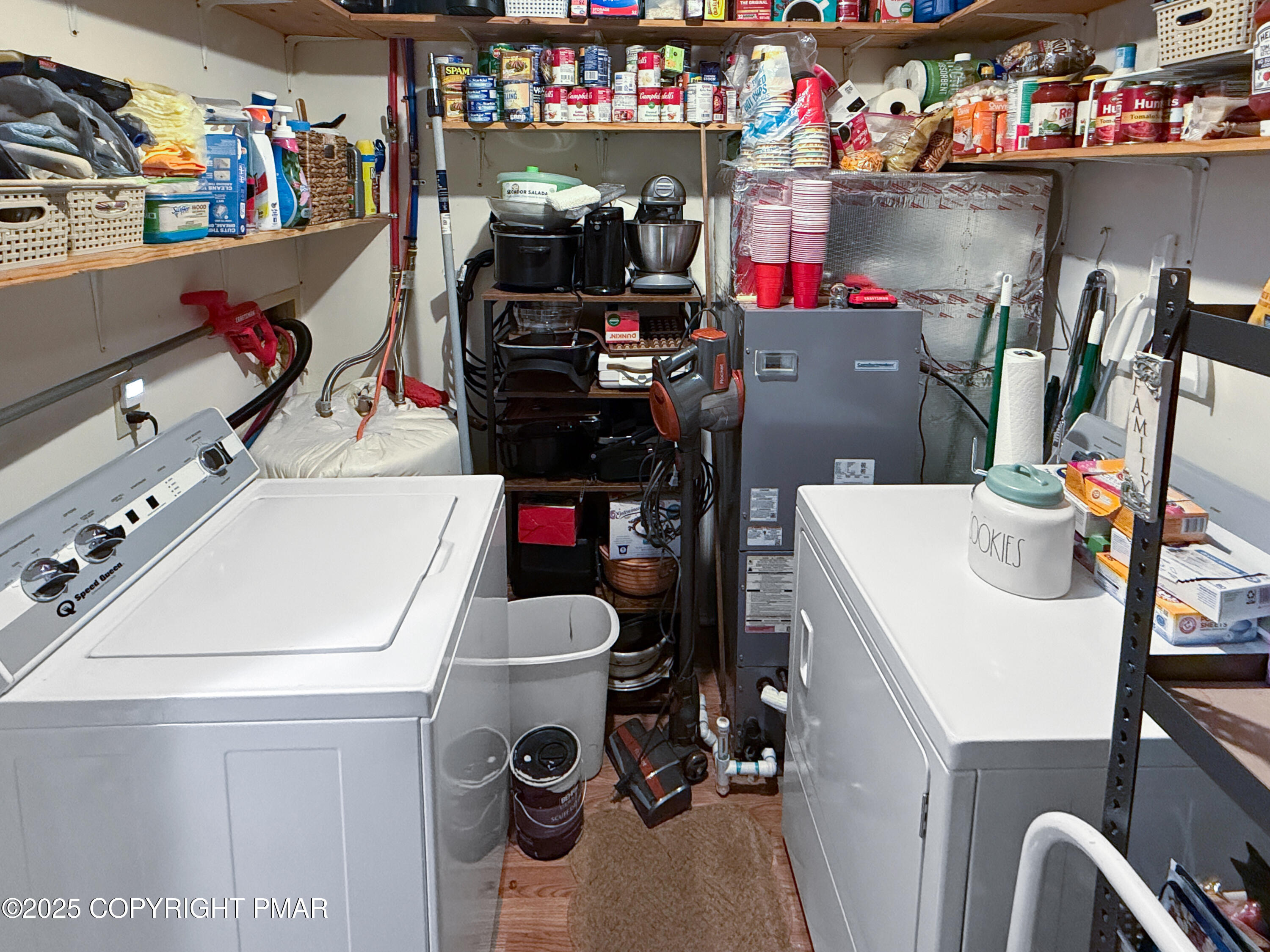 274 Nittany Court Mount Pocono, PA 18344 - Photo 15 of 28 a utility room with dryer and washer