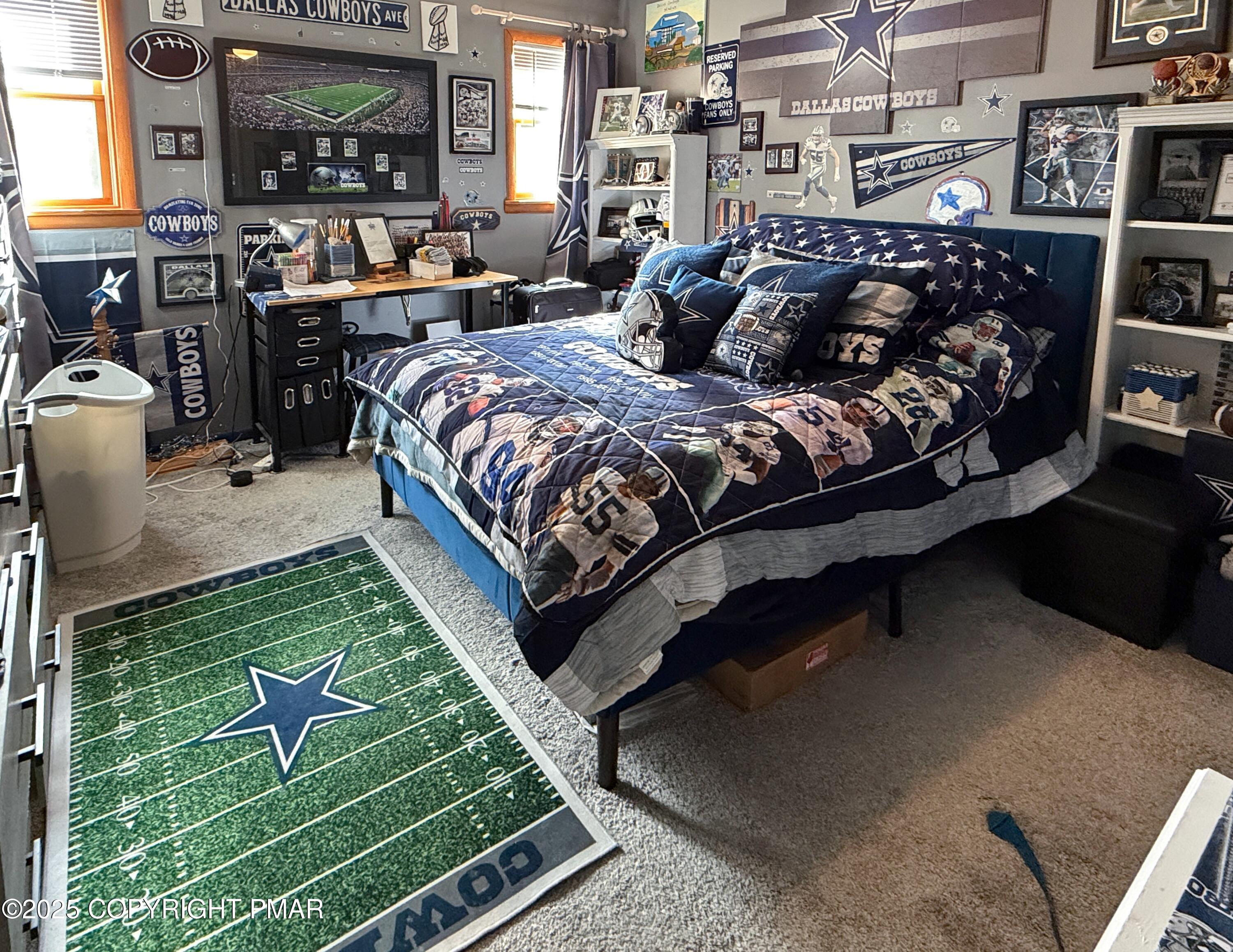 274 Nittany Court Mount Pocono, PA 18344 - Photo 17 of 28 a view of a chairs and table in the balcony