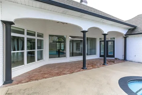 $645,000 | 4111 Maid Stone Drive, Lake Charles, LA 70605