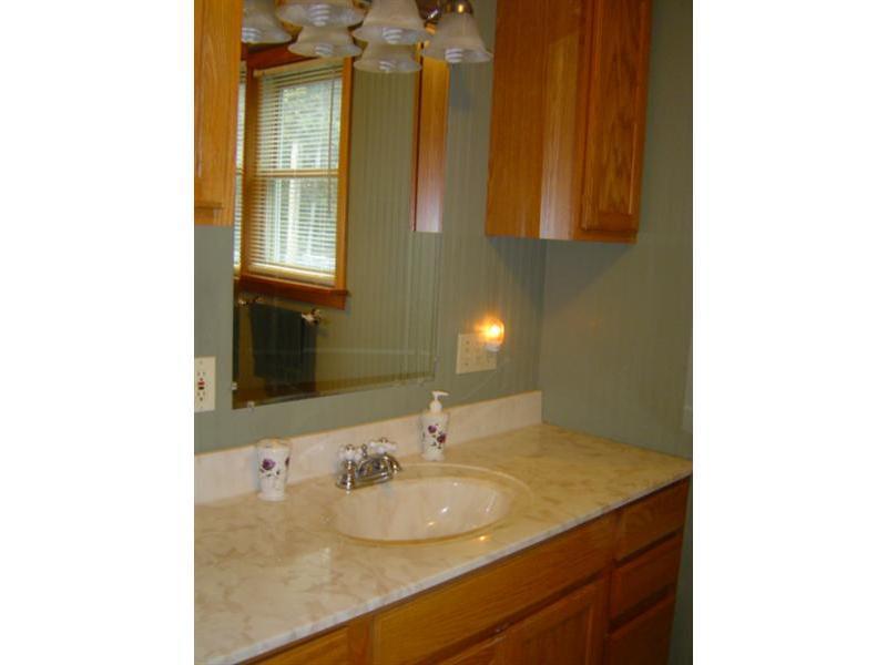 355 Ryerson Hill Road South Paris, ME 04281 - Photo 6 of 14 Bathroom.
