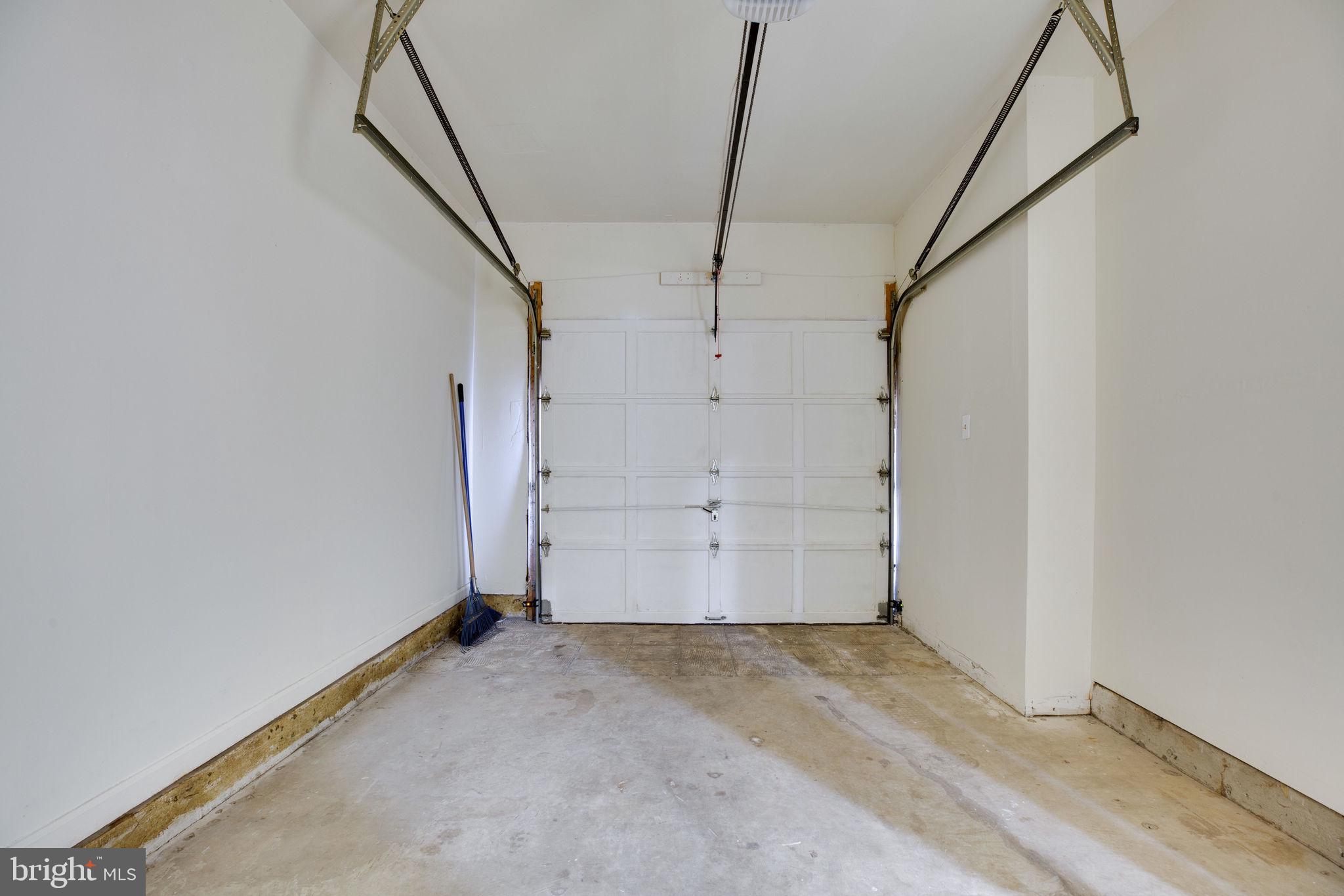 14851 Bolton Road Centreville, VA 20121 - Photo 12 of 44 Attached 1 Car Garage