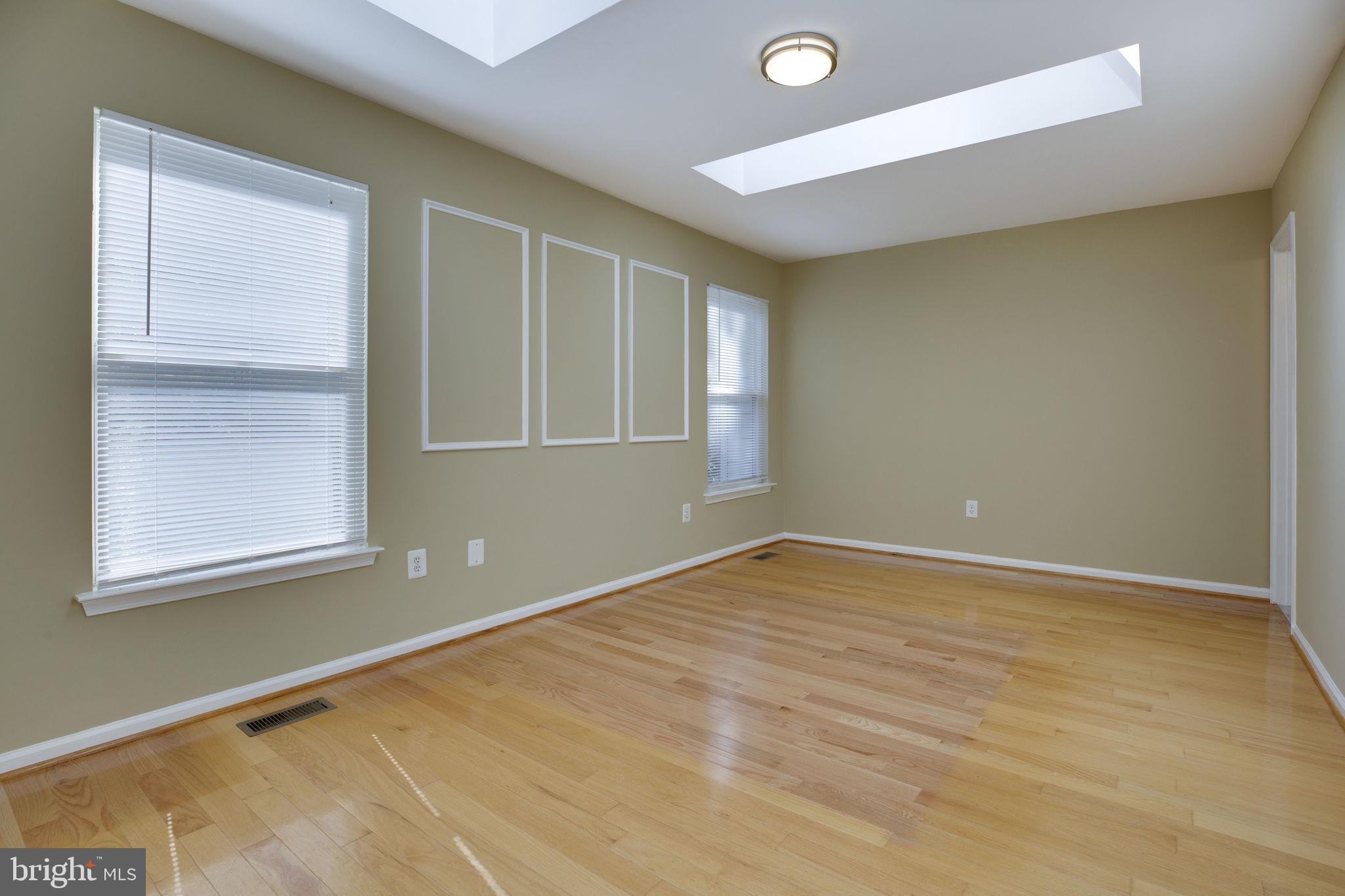 14851 Bolton Road Centreville, VA 20121 - Photo 34 of 44 Master Bedroom
