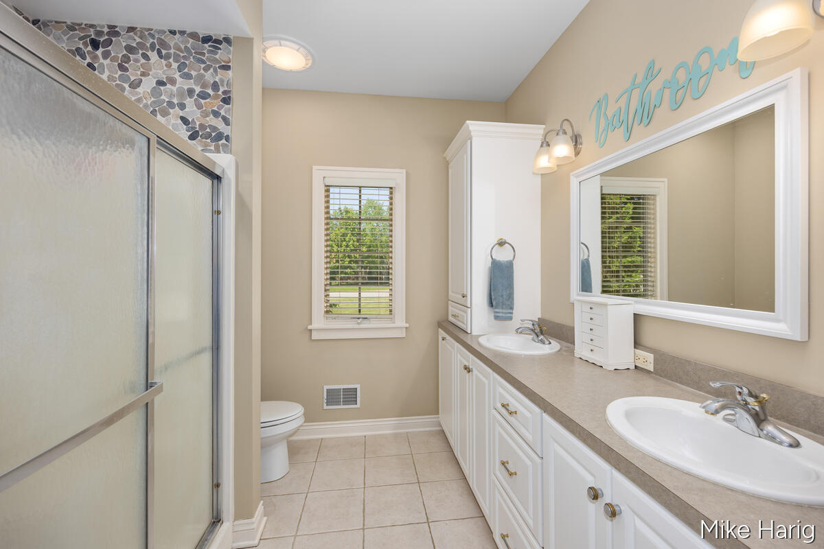 3012 Hunters Drive Jenison, MI 49428 - Photo 21 of 49 3012-Hunters_026