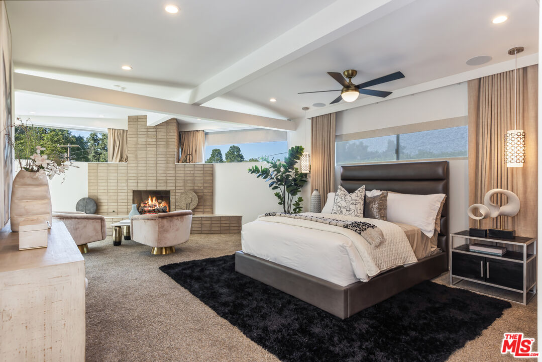 9033 Burroughs Road Los Angeles, CA 90046 - Photo 27 of 64 Gallery Image 27