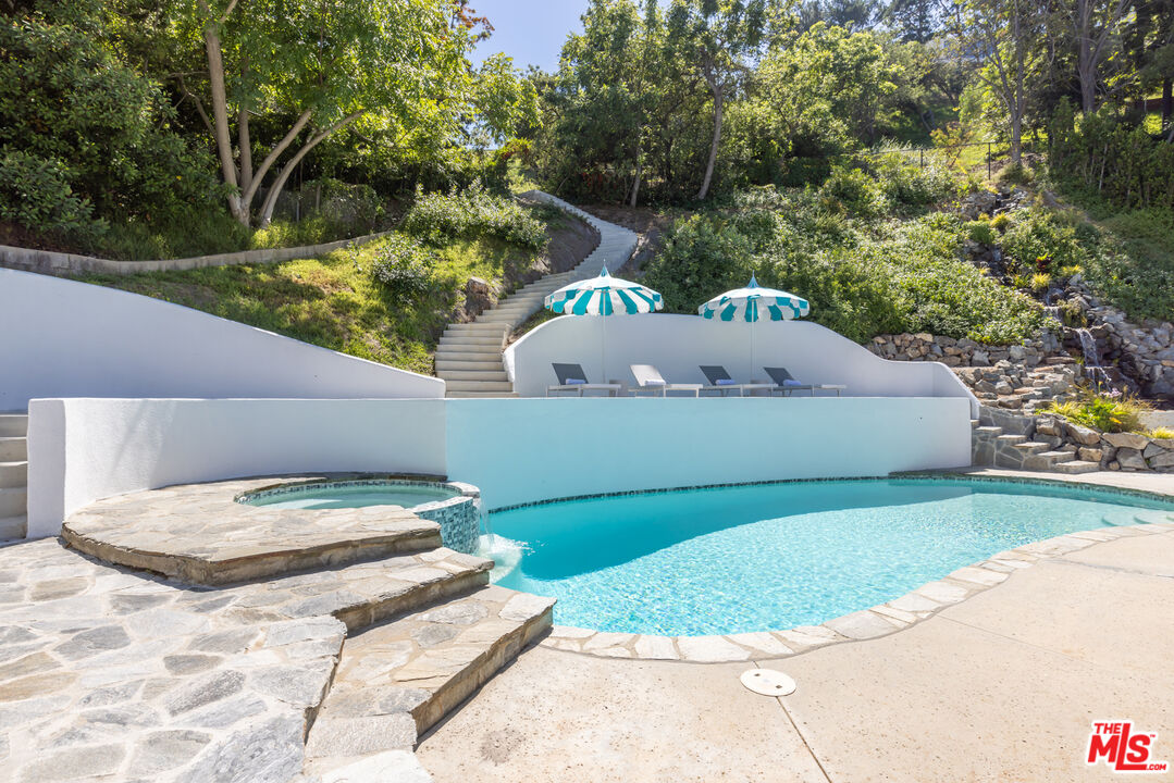 9033 Burroughs Road Los Angeles, CA 90046 - Photo 52 of 64 Gallery Image 52