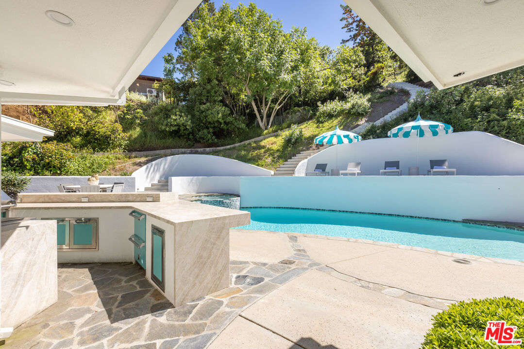 9033 Burroughs Road Los Angeles, CA 90046 - Photo 58 of 64 Gallery Image 58