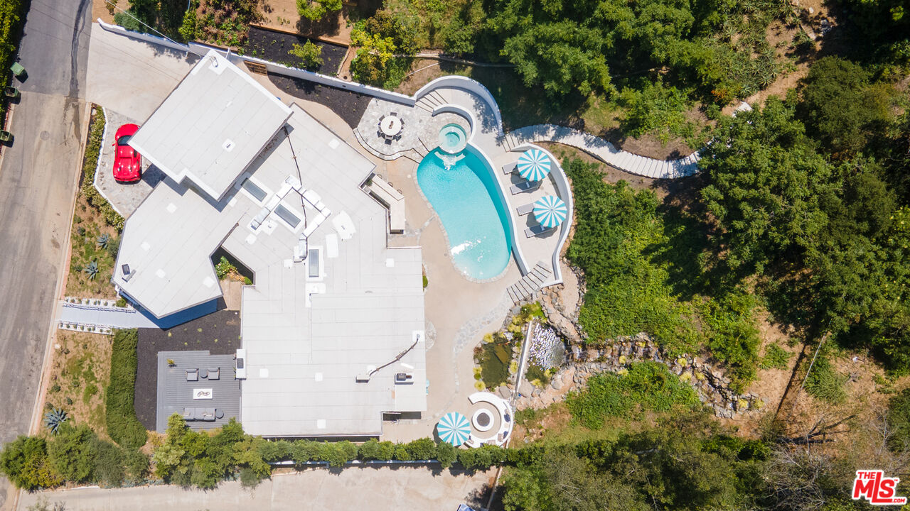 9033 Burroughs Road Los Angeles, CA 90046 - Photo 60 of 64 Gallery Image 60