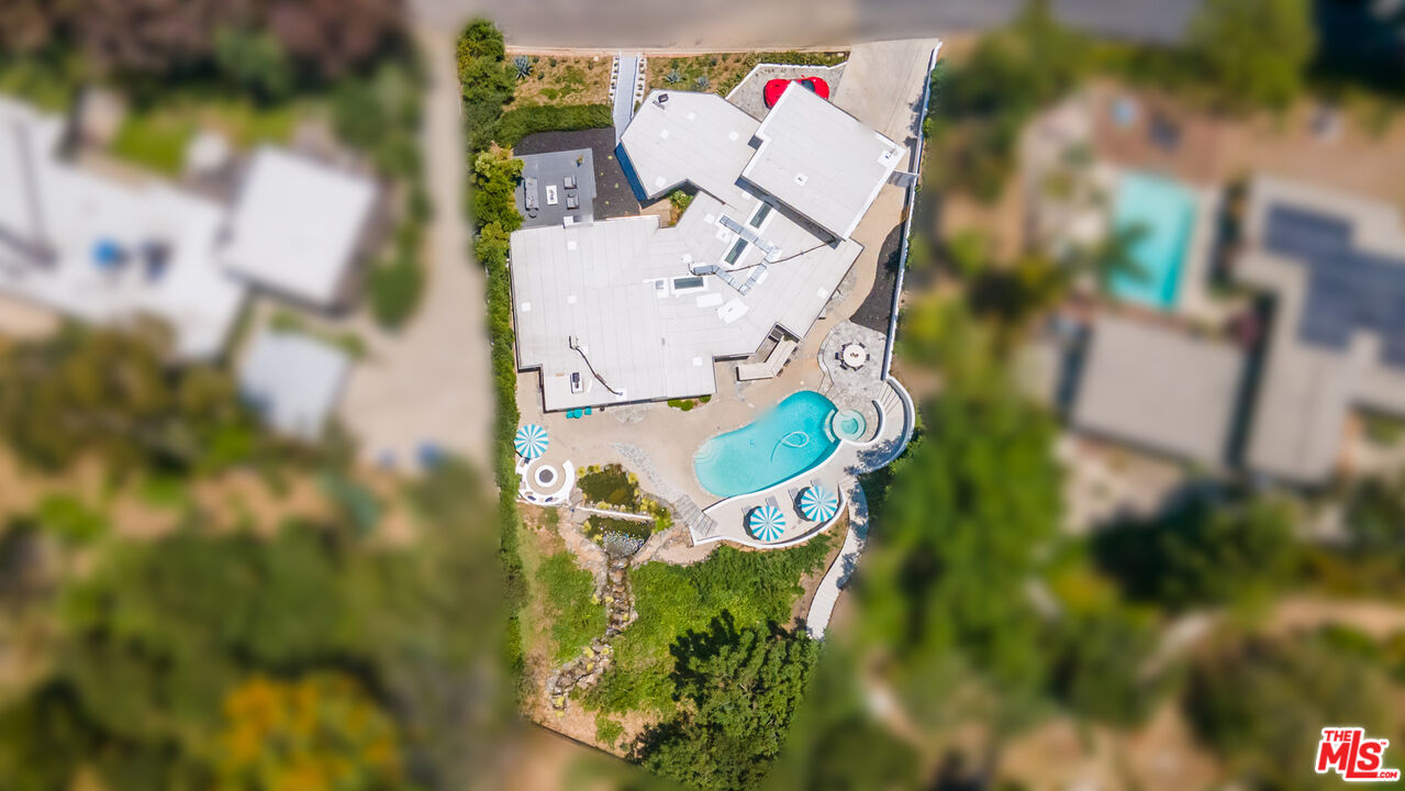 9033 Burroughs Road Los Angeles, CA 90046 - Photo 64 of 64 Gallery Image 64