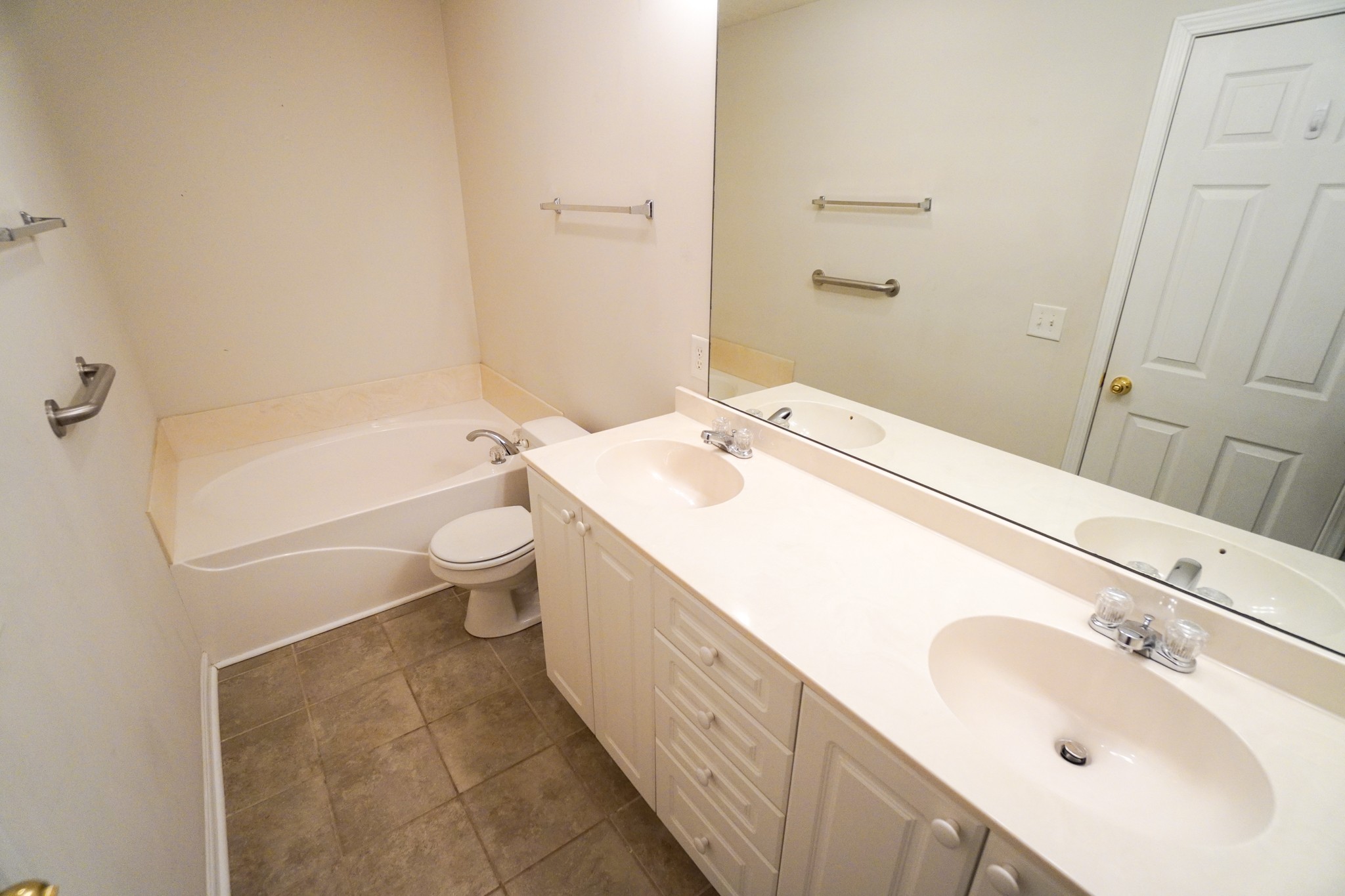 816 Lock 4 Road, Unit 102 Gallatin, TN 37066 - Photo 42 of 50 Gallery Image 42