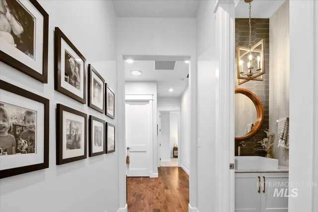 $1,895,000 | 1624 East Crowne Pointe Drive, Eagle, ID 83616