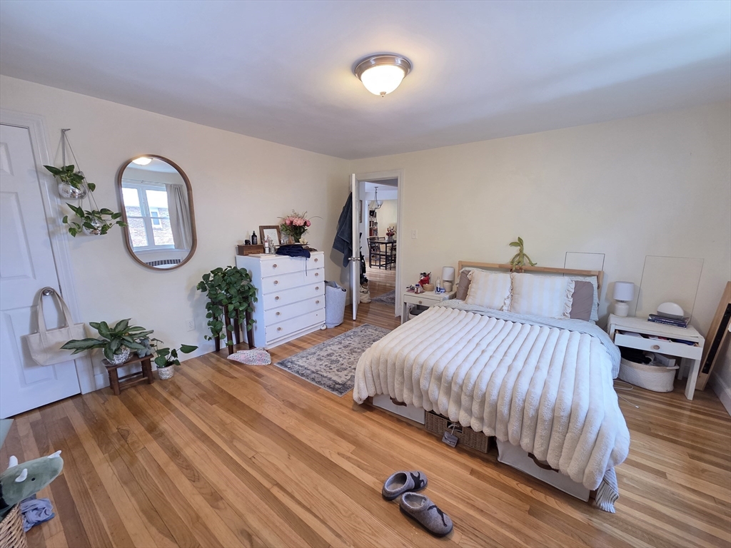 12-14 Louise Road, Unit 14 Chestnut Hill, MA 02467 - Photo 9 of 16