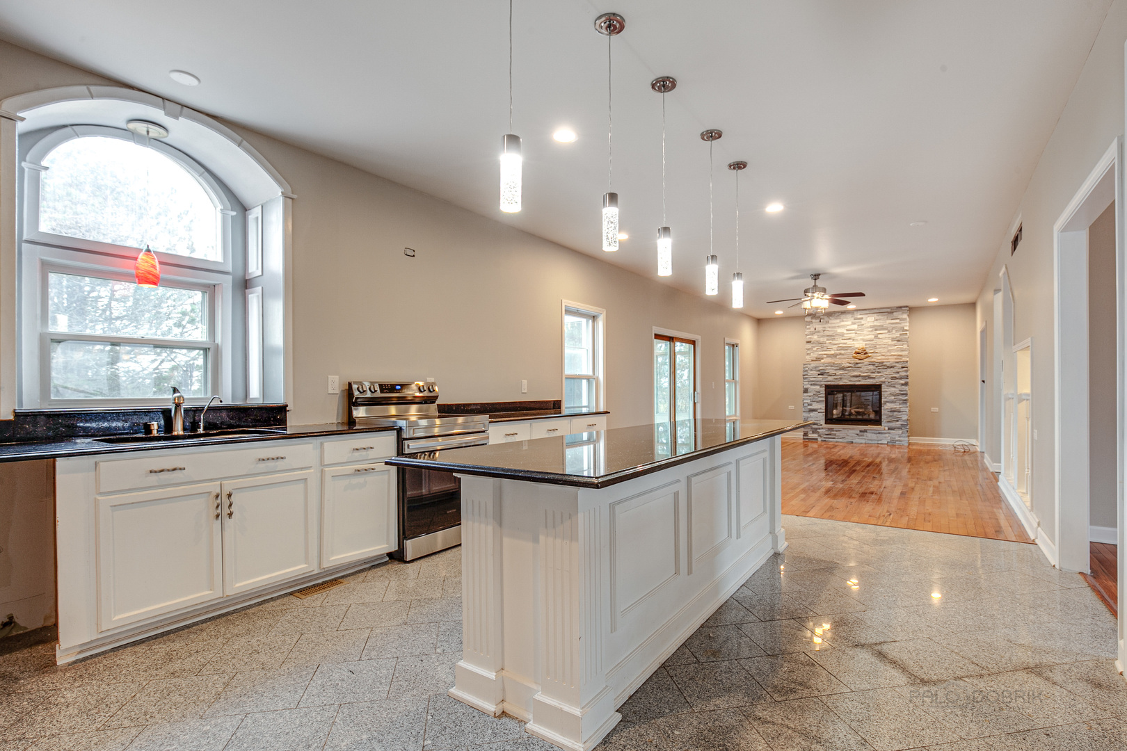 30681 Lincoln Road Genoa, IL 60135 - Photo 8 of 19
