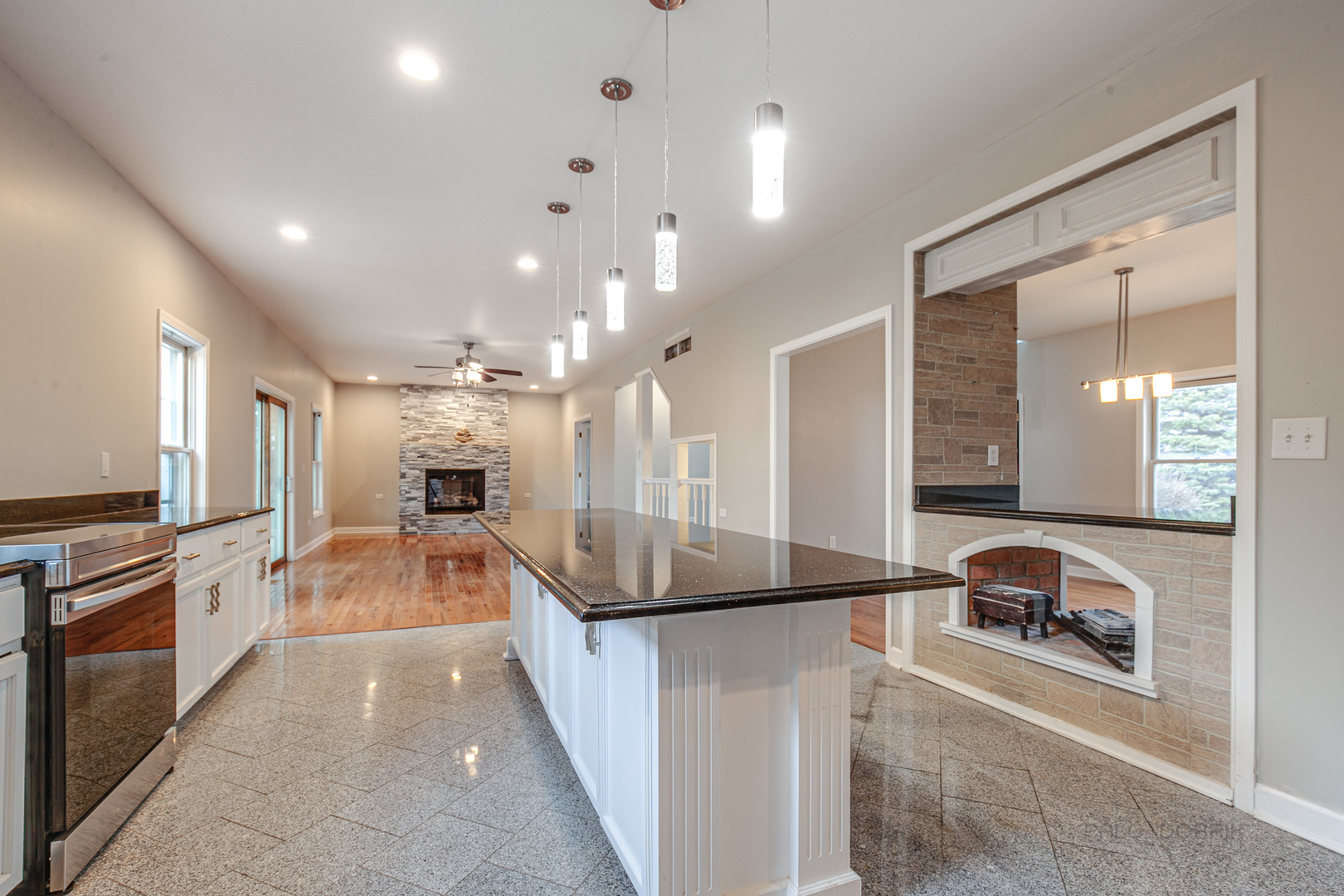 30681 Lincoln Road Genoa, IL 60135 - Photo 9 of 19