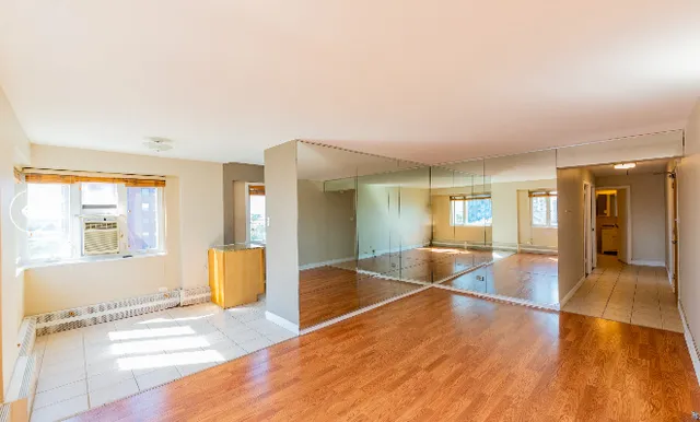 $2,350 | 708 West Bittersweet Place, Unit 801, Chicago, IL 60613