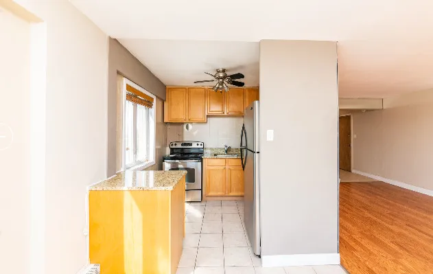 $2,350 | 708 West Bittersweet Place, Unit 801, Chicago, IL 60613