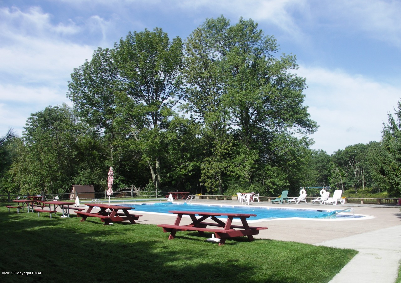 603 Valley Road Canadensis, PA 18325 - Photo 31 of 33 Amenities