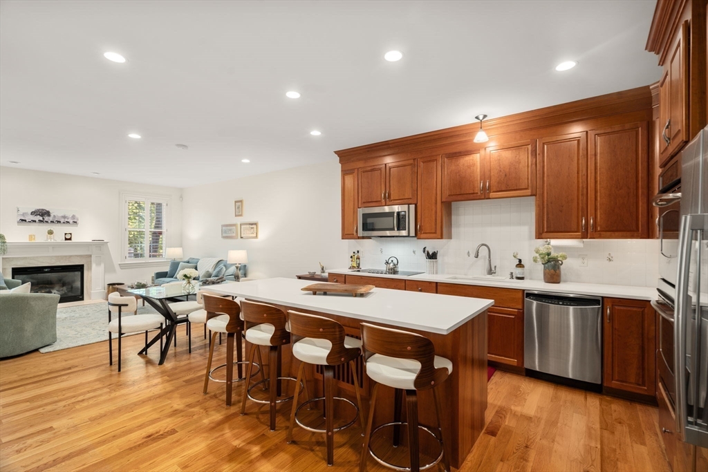 287 Langley Road, Unit 43 Newton, MA 02459 - Photo 7 of 36