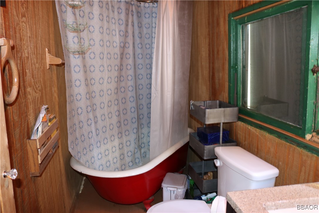 109 Mill Creek Road Big Bear Lake, CA 92315 - Photo 14 of 37