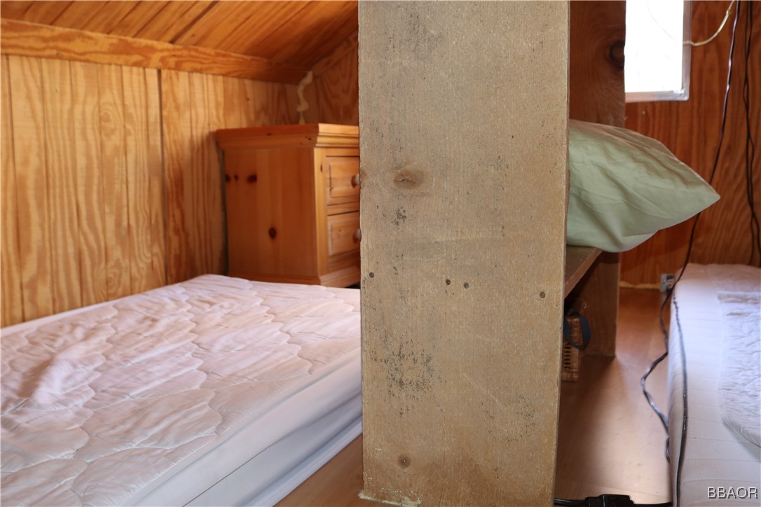 109 Mill Creek Road Big Bear Lake, CA 92315 - Photo 22 of 37